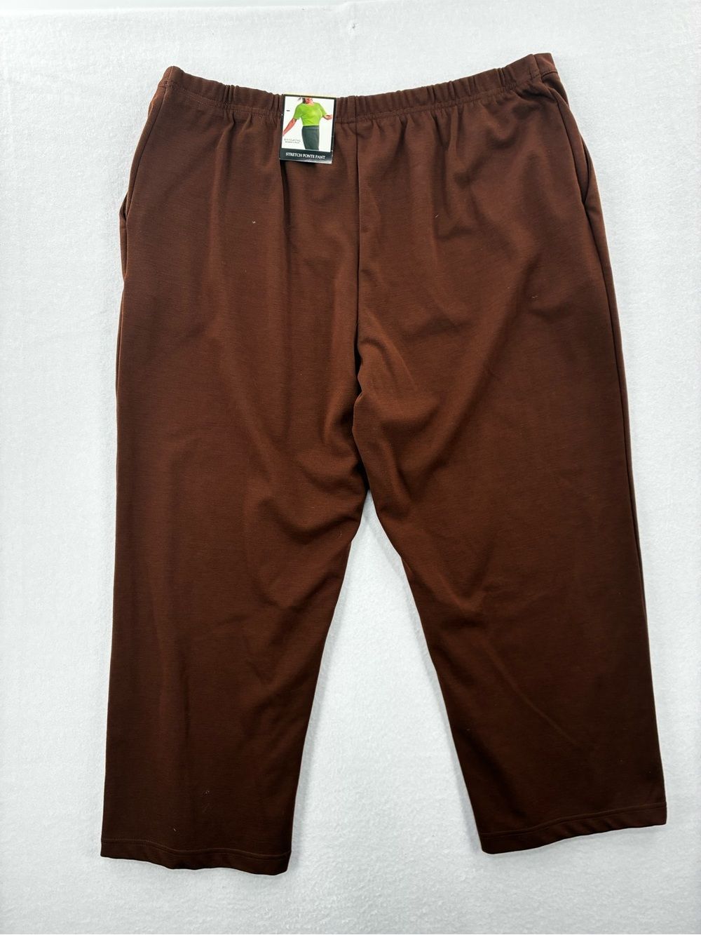 3for$20 White Stag Women's Brown Cropped Stretch Pants Size 22w/24w — image 3 of 3